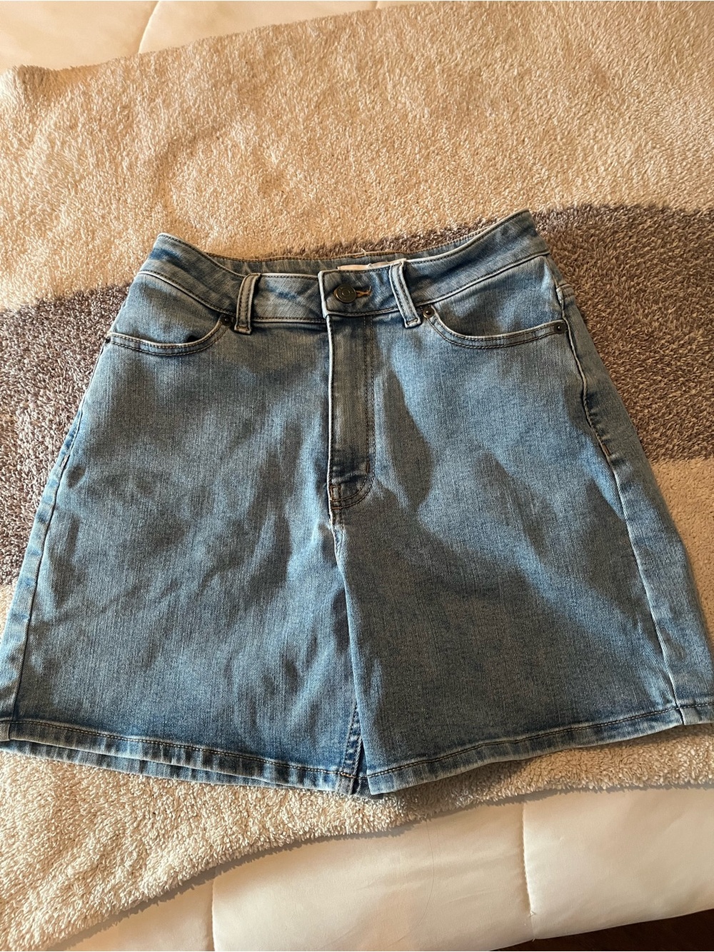 Ninepine Classic Light Blue Denim Jean Shorts for Women